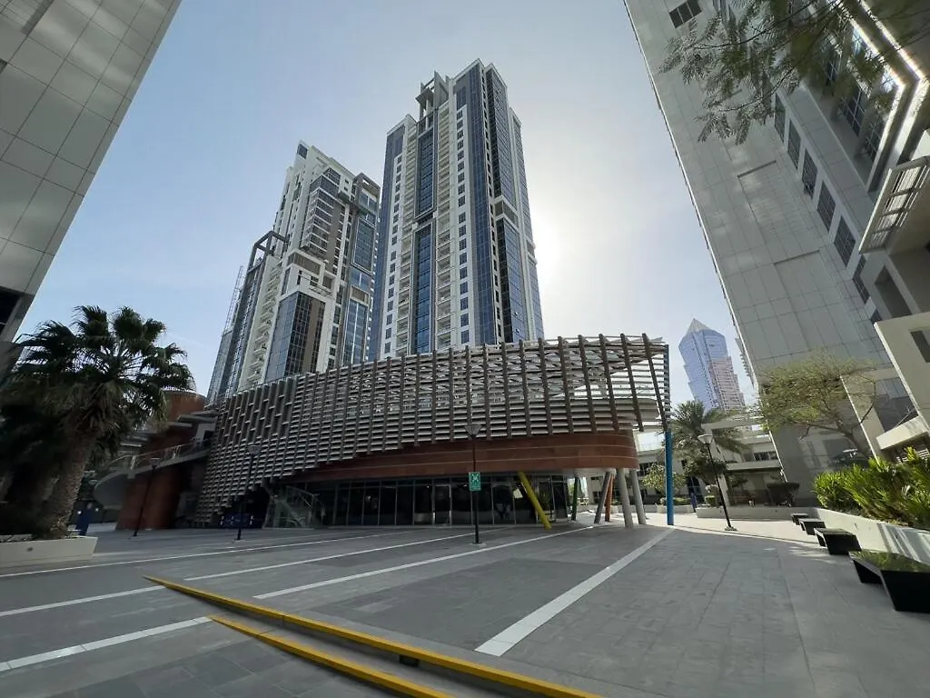 Apartment Centrally Located In Business Bay - Huge 1 Bedroom Hall In Executive Towers Dubai