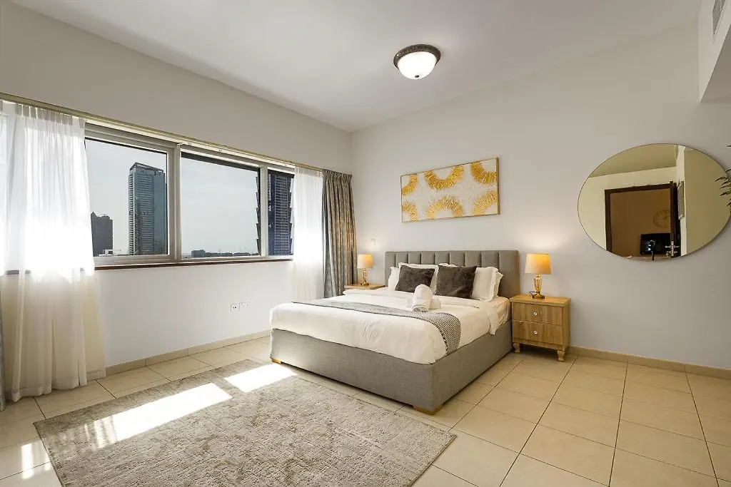 Centrally Located In Business Bay - Huge 1 Bedroom Hall In Executive Towers Dubai